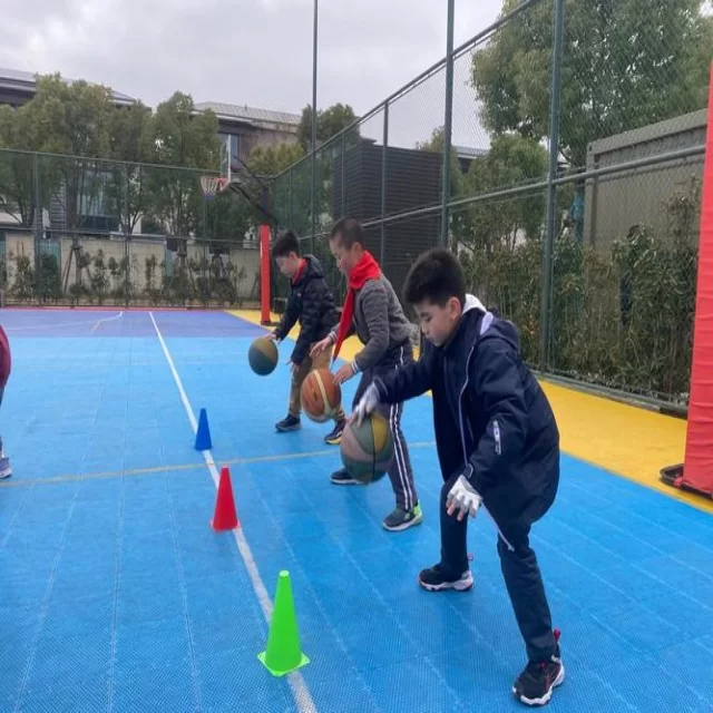 从数据解读到趋势洞察：新闻资讯产业的未来启示